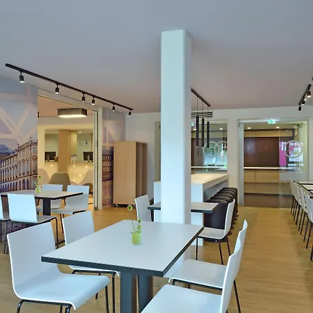 Mannheim-neuostheim 3*