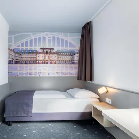 Mannheim-neuostheim 3*