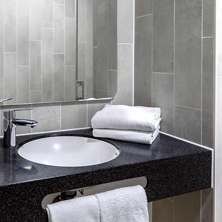 Hotel Mannheim-neuostheim 3*