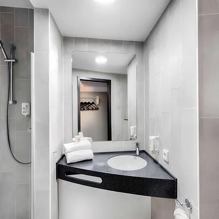 Mannheim-neuostheim 호텔 3*