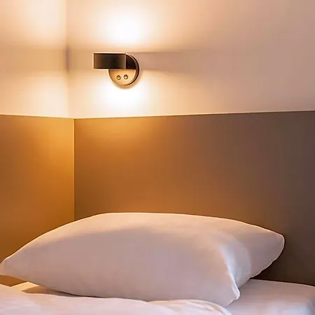 호텔 Mannheim-neuostheim 3*