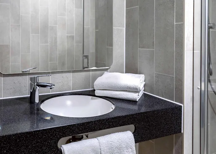 Hotel Mannheim-neuostheim 3*